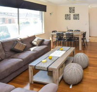1 / 33 Wharf Street - Hervey Bay Accommodation
