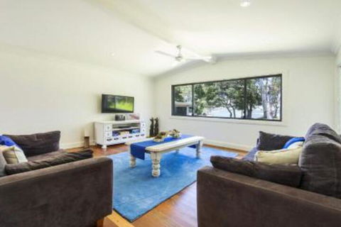 Pelicans Rest - Hervey Bay Accommodation 2
