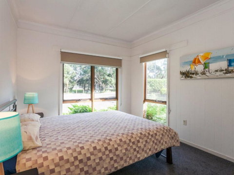 OCEANS 12 ANGLESEA - Hervey Bay Accommodation 4
