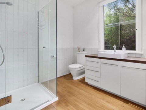 SEA CORNER Anglesea - Hervey Bay Accommodation 4