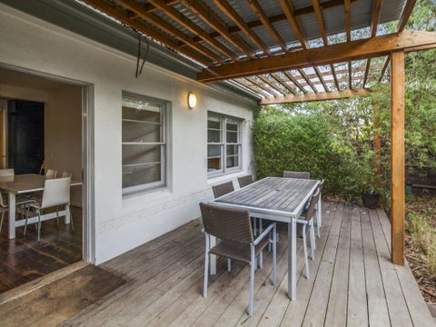 SEA CORNER Anglesea - Hervey Bay Accommodation 2
