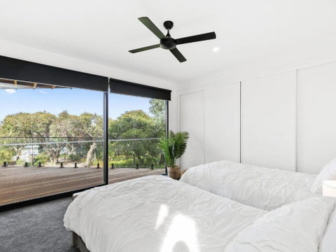POINT BREAK NEW LISTING 2019 - Hervey Bay Accommodation 5