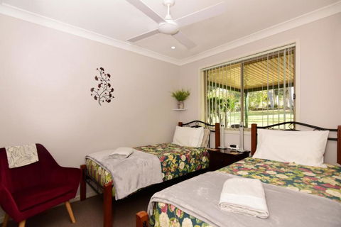 Valley Haven 3 Bedrooms Close To The Village! - Hervey Bay Accommodation 4