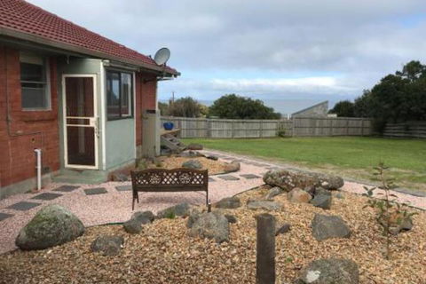 OCEAN BREEZE - Hervey Bay Accommodation 3