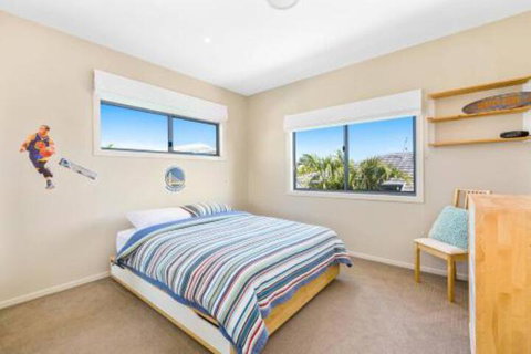 Elliston At Corporate Boardies. - Hervey Bay Accommodation 7