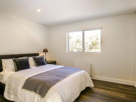 Amaroo Modern Luxurious & Chic - Tourism Hervey Bay 1