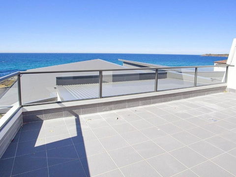 Aqua Views Over Jones Beach - Hervey Bay Accommodation 2