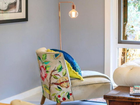 Lovett Quirky Stylish With A Bush Backdrop - Hervey Bay Accommodation 1