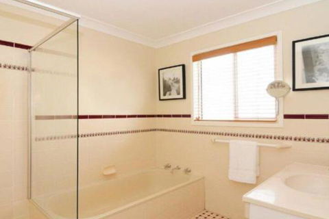Marilyns 180 Degree Views Of Jervis Bay - Hervey Bay Accommodation 7