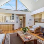 Maldas Retreat Air Con Fireplace & Outdoor Spa - Hervey Bay Accommodation 1