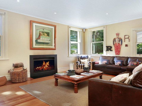 Redcourt Est 1904: Southern Highlands Elegance - Hervey Bay Accommodation 4