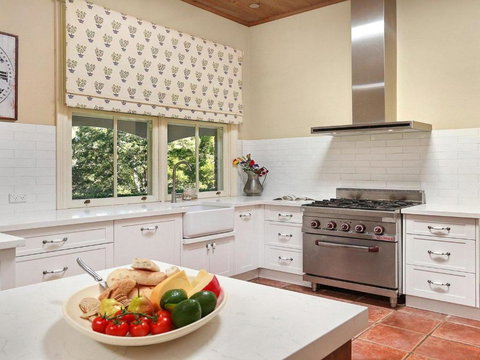 Redcourt Est 1904: Southern Highlands Elegance - Hervey Bay Accommodation 6