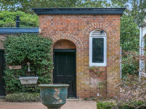 Redcourt Est 1904: Southern Highlands Elegance - Hervey Bay Accommodation 5