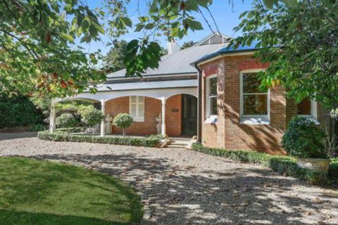 Redcourt Est 1904: Southern Highlands Elegance - Hervey Bay Accommodation 0