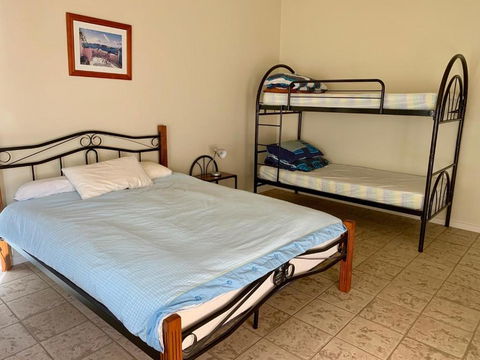 Sheoak Holiday Home - Tourism Hervey Bay 6