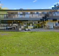 Oscars Inlet Side Short Walk TO Beach OR Town - Hervey Bay Accommodation