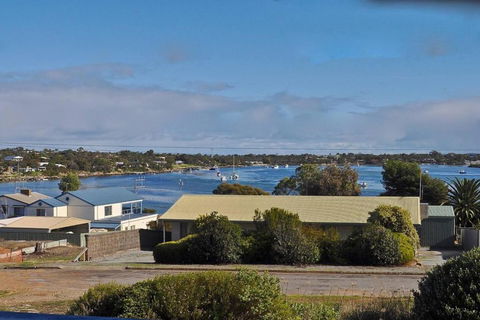 Mariners View Coffin Bay - Hervey Bay Accommodation 2