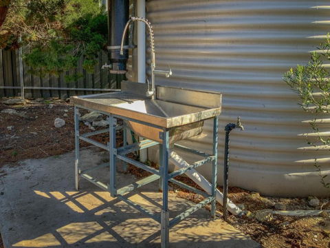 Desert Pea - Hervey Bay Accommodation 4