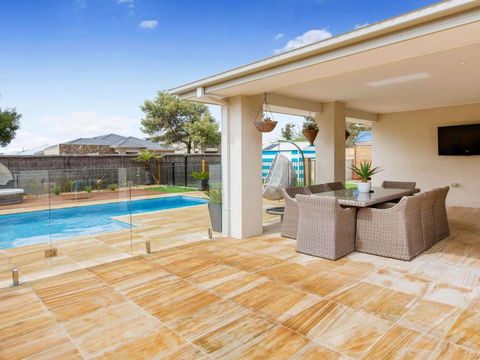 MALIBU SAFETY BEACH - Hervey Bay Accommodation 6