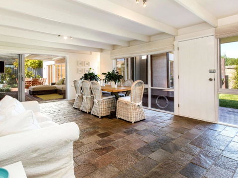 WAIKIKI BLAIRGOWRIE - Hervey Bay Accommodation 3