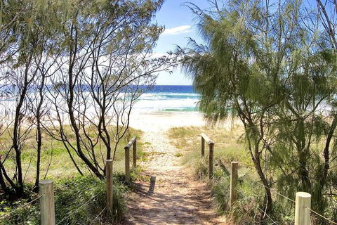 THE BEACH OASIS At 360 - Hervey Bay Accommodation 6