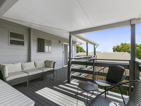 Surfs Up Peregian Beach - Hervey Bay Accommodation 5