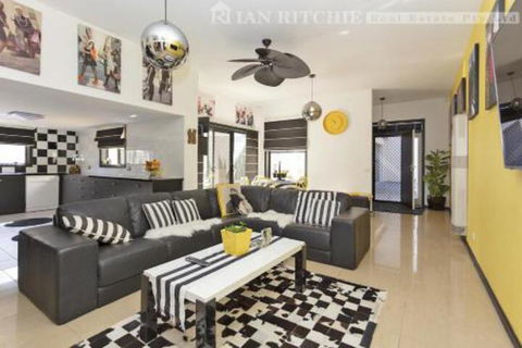 Marilyns Place: Private + Spacious + Central - Hervey Bay Accommodation 0