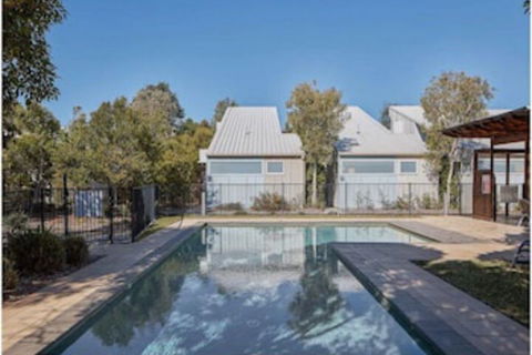 COCOMO VILLA - Hervey Bay Accommodation 0