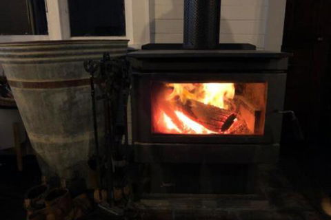 The Residence Stylish Comfort With Fireplace - Hervey Bay Accommodation 6