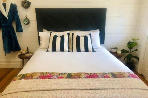 The Residence Stylish Comfort With Fireplace - Hervey Bay Accommodation 7