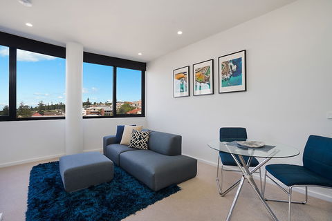 Beau Monde Apartments Newcastle - The Herald - Hervey Bay Accommodation 2
