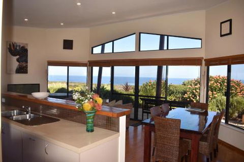 Redgate Beach Escape - Hervey Bay Accommodation 1
