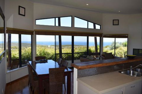 Redgate Beach Escape - Hervey Bay Accommodation 3