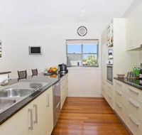 Papaya House - Tourism Hervey Bay