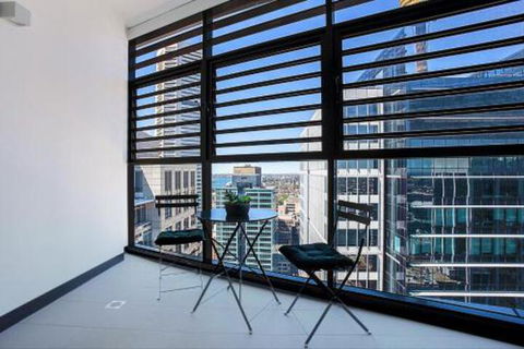 CITY HIGH Hosted By: LAbode Accommodation - Hervey Bay Accommodation 6