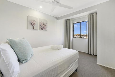 CANAL HOME NEAR MOOLOOLABA Kooringal - Hervey Bay Accommodation 2