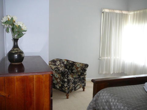BEACHPOINT COTTAGE - Hervey Bay Accommodation 6