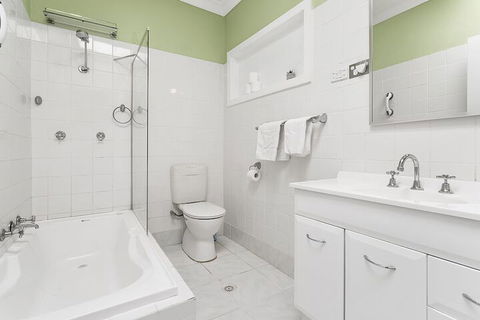 Morna Point Road 86a Nells Cottage - Hervey Bay Accommodation 7