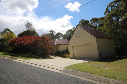 Boambee Hideaway - Hervey Bay Accommodation 4