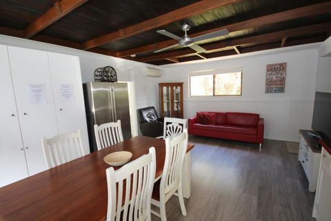 Boambee Hideaway - Hervey Bay Accommodation 2