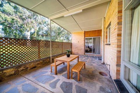 Evergreen On Franklin Family Friendly Wifi Unique - Hervey Bay Accommodation 1