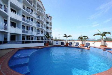 2 Bedroom Alex Unit Ocean Pool & Park Views - Hervey Bay Accommodation 0