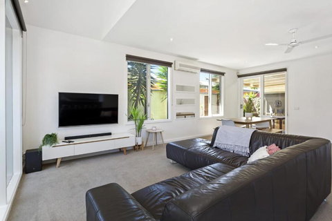 CAPELS REST CAPEL SOUND - Hervey Bay Accommodation 7