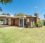 Raymond Cottage - Hervey Bay Accommodation