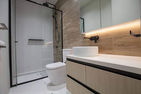 Designer Warm Homeatmooneeponds+parking / Wifi - Tourism Hervey Bay 3