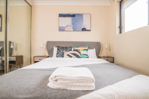 True Comfort! 3bed2bath APT Near Ashfield Station! - Hervey Bay Accommodation 2