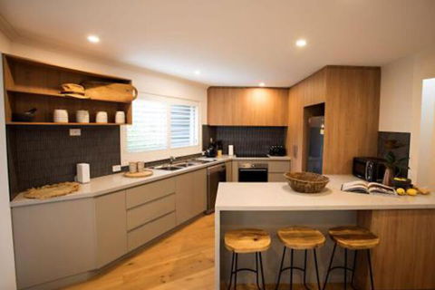 MONREPOS - Tourism Hervey Bay 0