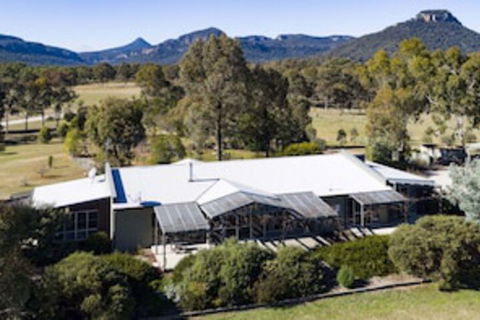 Belle Bois, Capertee Valley - Hervey Bay Accommodation 0