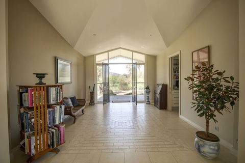 Belle Bois, Capertee Valley - Hervey Bay Accommodation 3