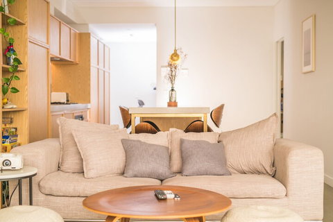 Inner City Penthouse With Private Rooftop - Hervey Bay Accommodation 4